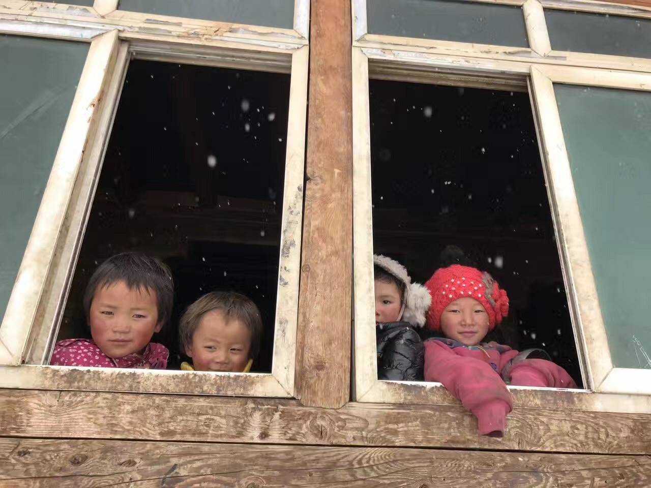 开云网页版-开云中国公益回顾丨家国同欢月同圆 温暖满载甘孜州(图9)